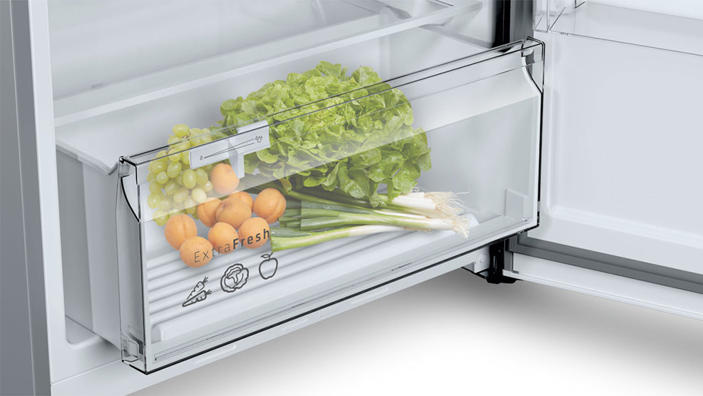 Στη φωτογραφία απεικονίζεται το Extra Fresh συρτάρι του ψυγείου PKNT43N1FB