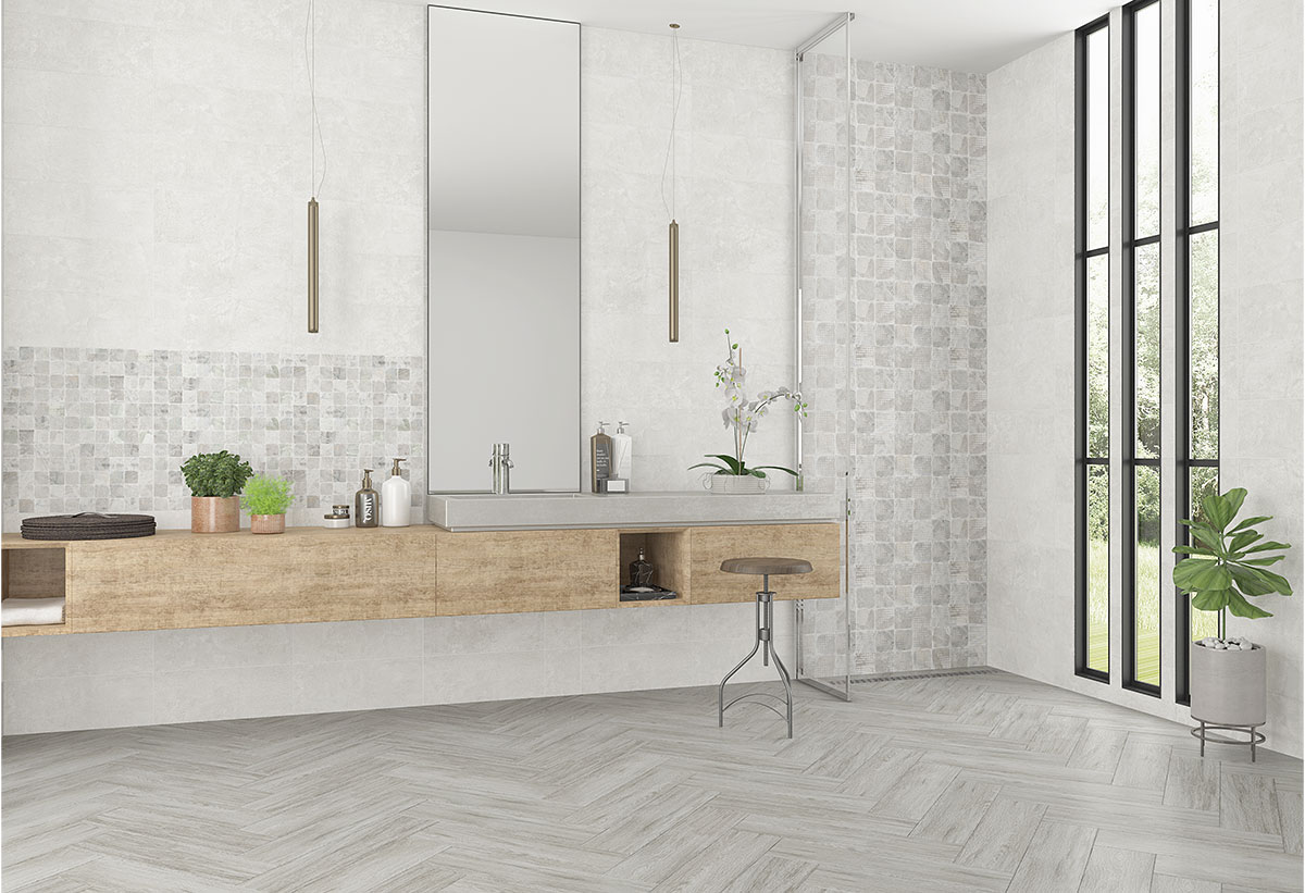 Απεικονίζεται το πλακάκι τοποθετημένο σε ένα μπάνιο.