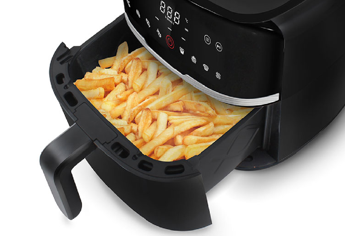 Στη φωτογραφία απεικονίζεται η φριτέζα με φαγητό στο εσωτερικό της.