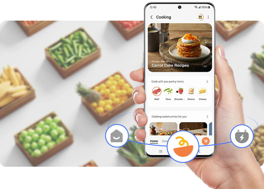 Ένα άτομο χρησιμοποιεί την εφαρμογή SmartThings Mobile για μαγείρεμα.