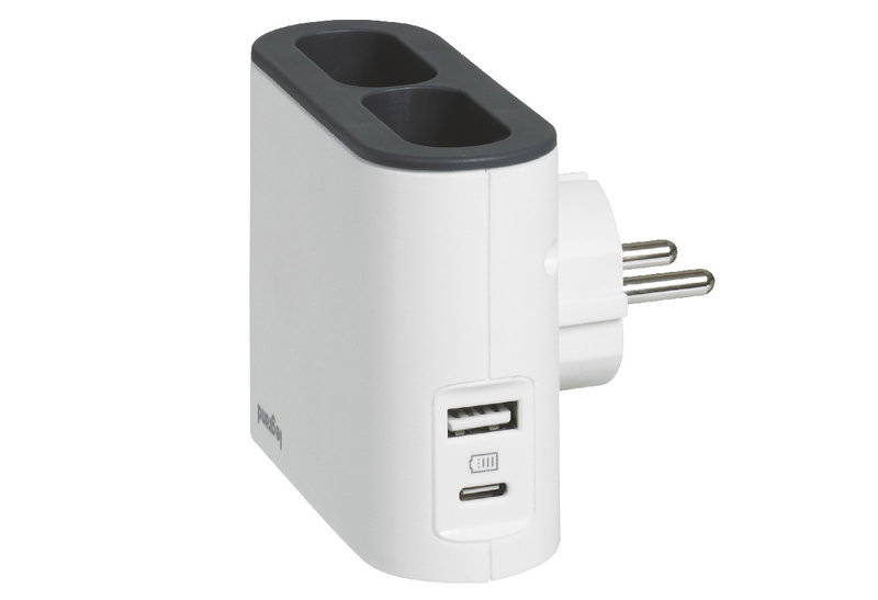 Legrand Αντάπτορας με 2 Πρίζες Διπολικές και 2 USB
