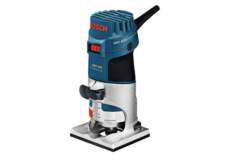 Φρέζα Ακμών Bosch Pro GFK 600 900W
