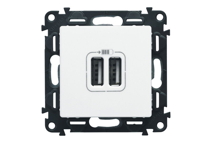 Πρίζα USB Legrand Valena Life Λευκή